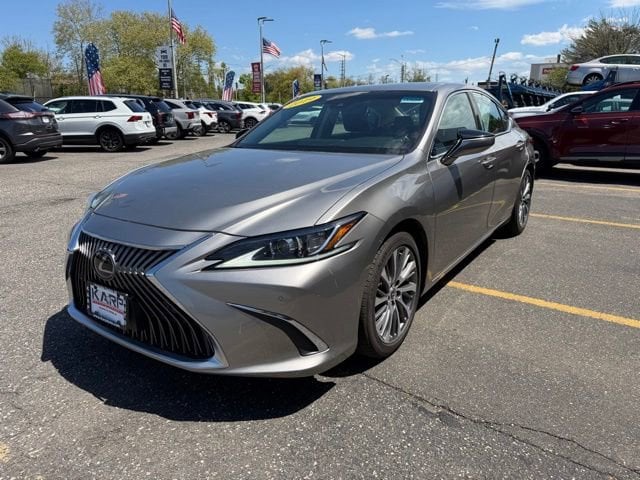 2019 Lexus ES 350 350's photo