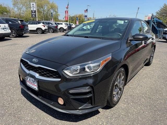 2019 Kia Forte LXS AT's photo
