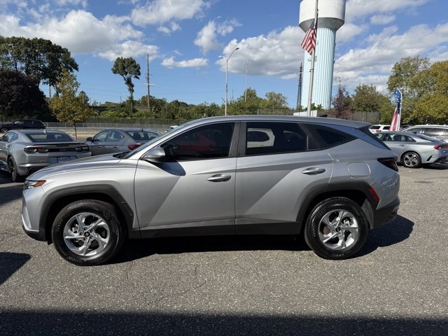 2023 Hyundai Tucson SE photo 2