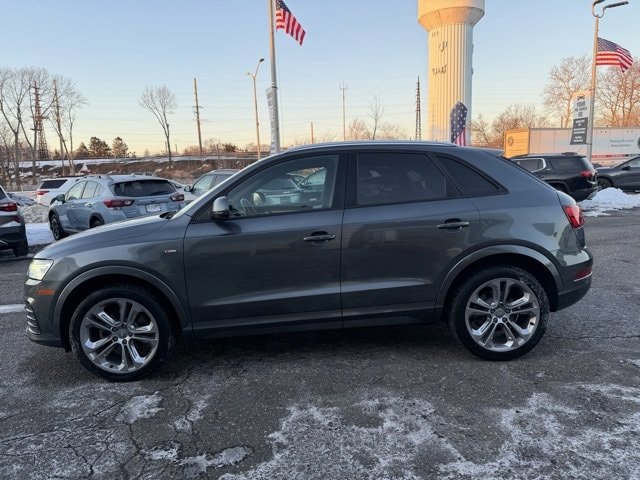 Used 2018 Audi Q3 Premium with VIN WA1ECCFS5JR034658 for sale in Rockville Centre, NY