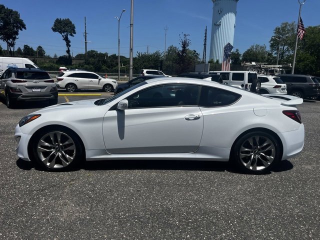 Used 2015 Hyundai Genesis Coupe R-Spec with VIN KMHHU6KJ1FU123299 for sale in Rockville Centre, NY