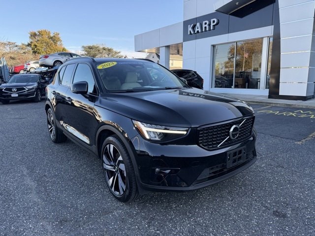 2023 Volvo XC40 Plus