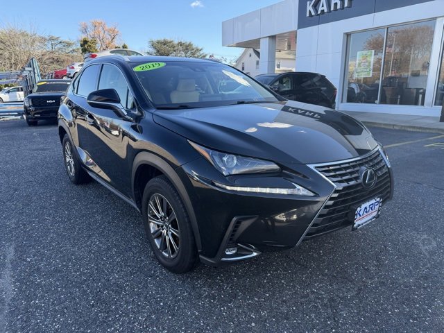 2019 Lexus NX 300's photo