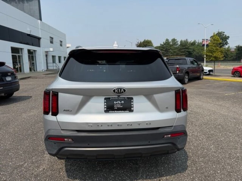 Used 2021 Kia Sorento S SUV