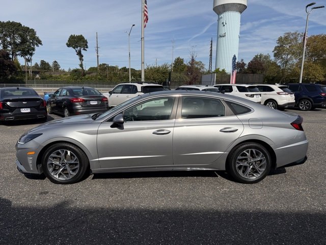 2020 Hyundai Sonata Convenience SEL Premium photo 2