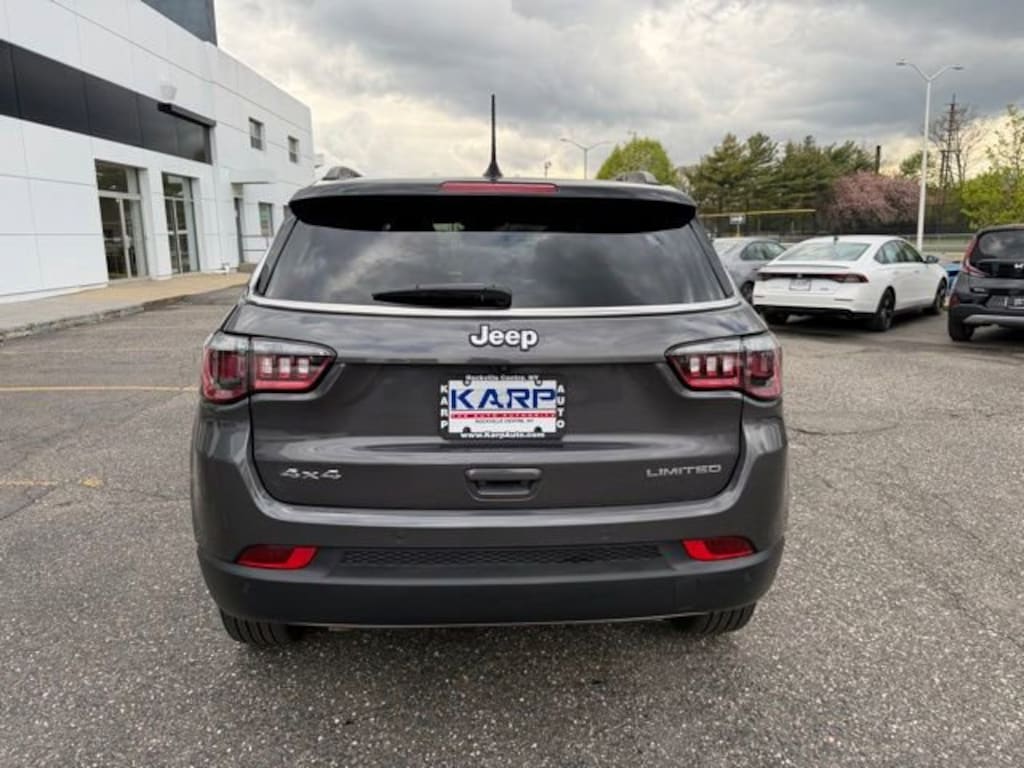 Used 2024 Jeep Compass Limited SUV