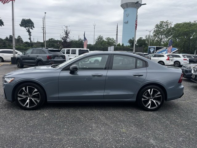 Used 2024 Volvo S60 Core with VIN 7JRL12FK7RG327211 for sale in Rockville Centre, NY
