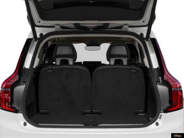 2026 Volvo XC90 Plus - Photo 7
