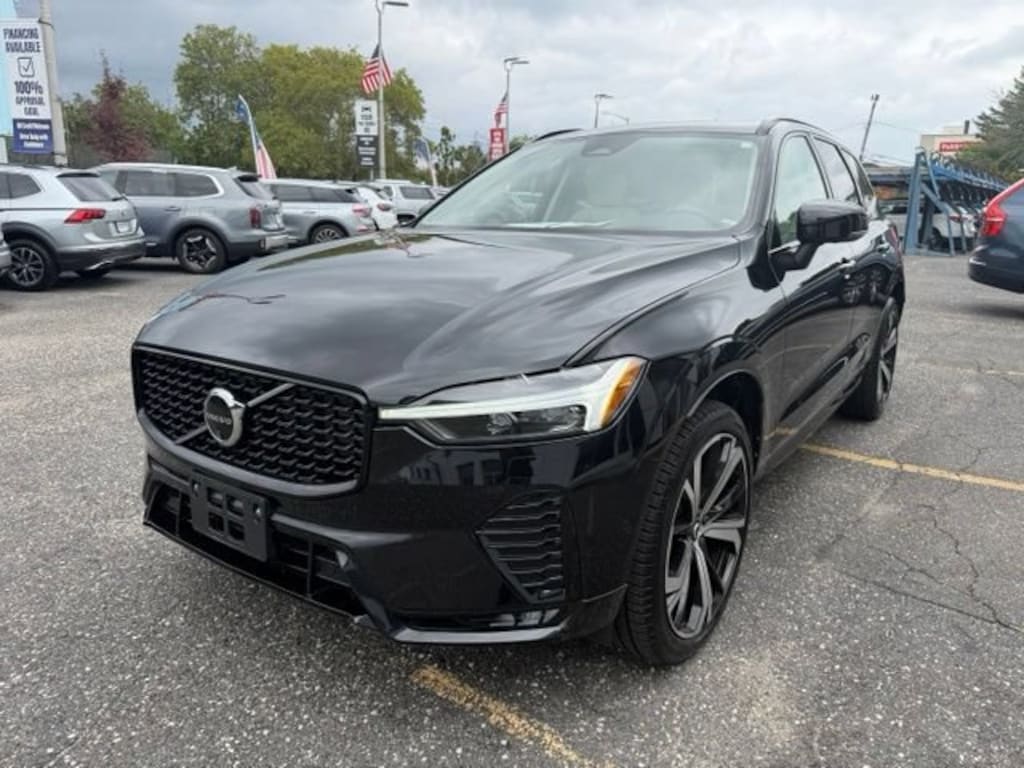 Certified 2024 Volvo XC60 B5 Ultimate Dark SUV