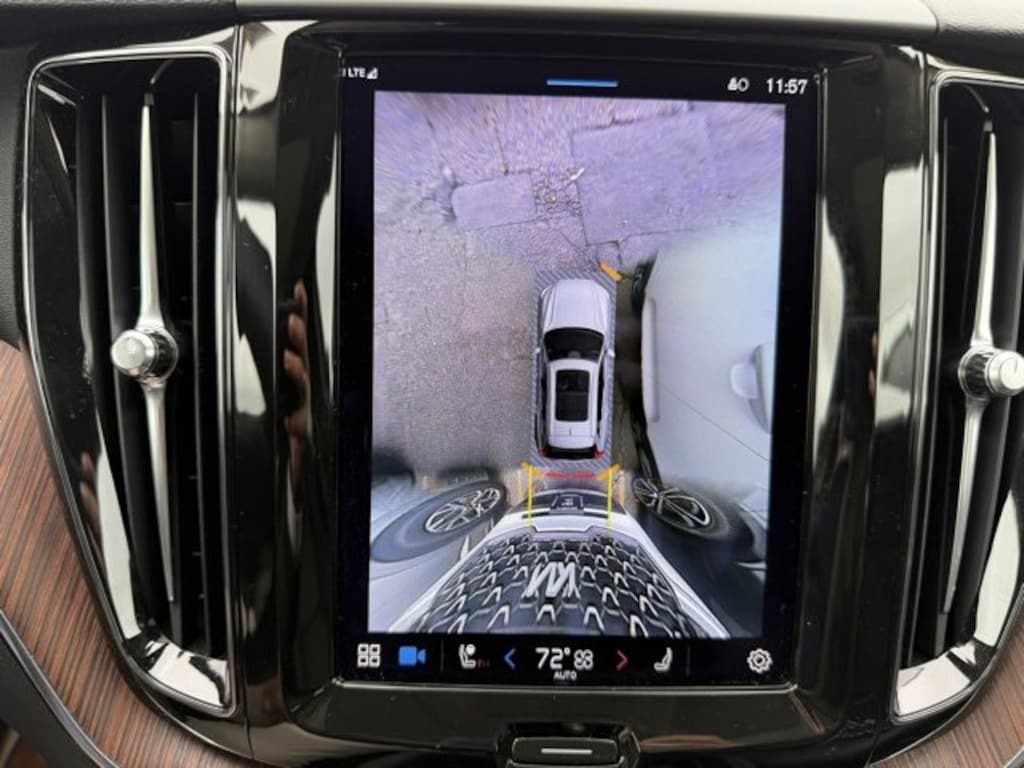 Certified 2023 Volvo XC60 B5 AWD Plus Bright SUV