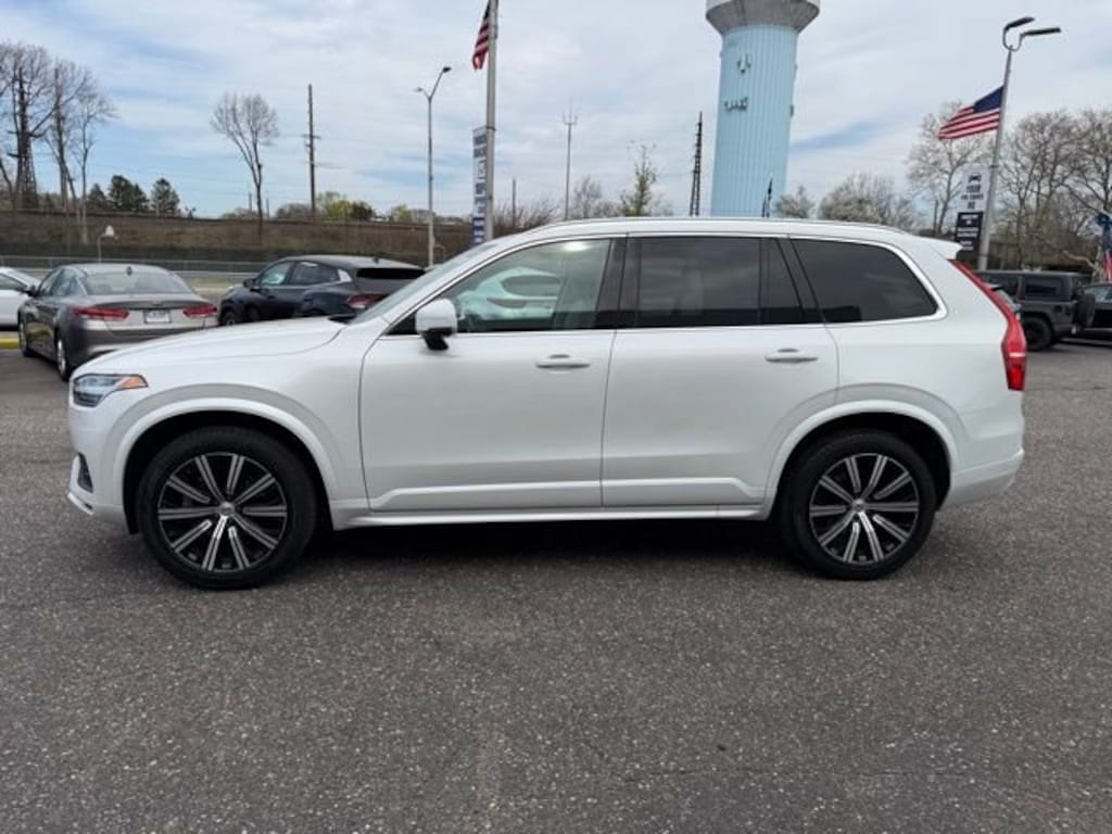 Used 2023 Volvo XC90 B5 AWD Core SUV