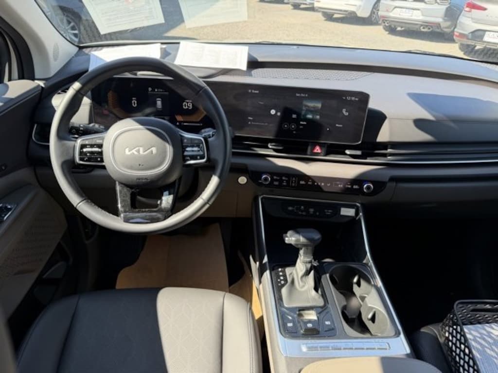 Certified 2025 Kia Carnival EX Van Passenger Van