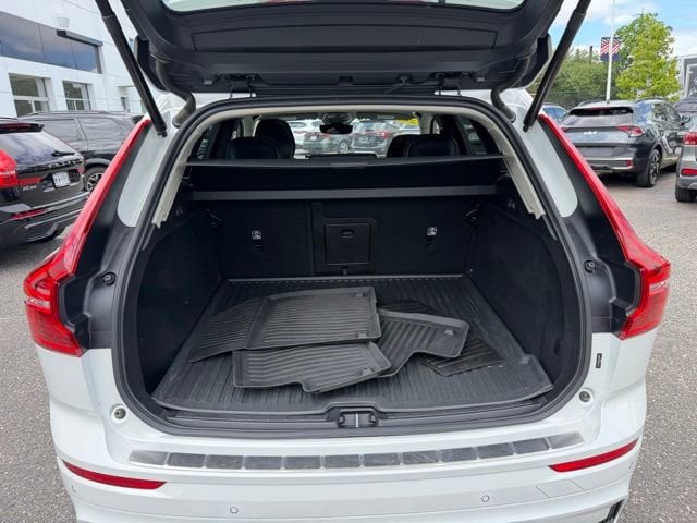 2024 Volvo XC60 Core - Photo 9