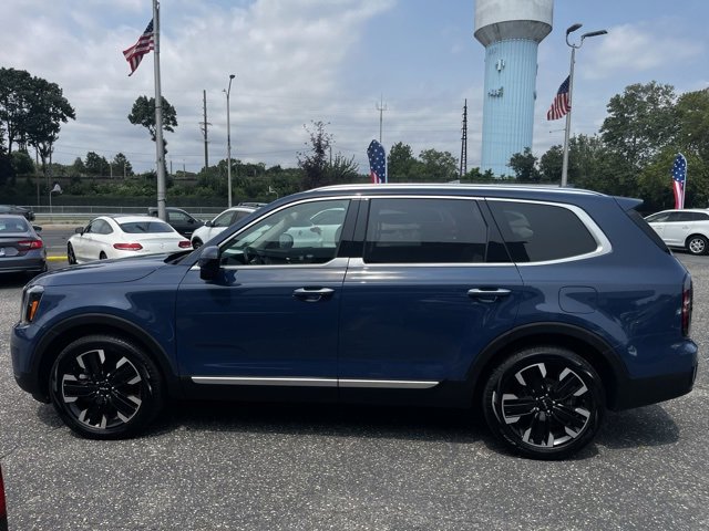 2024 Kia Telluride SX photo 2