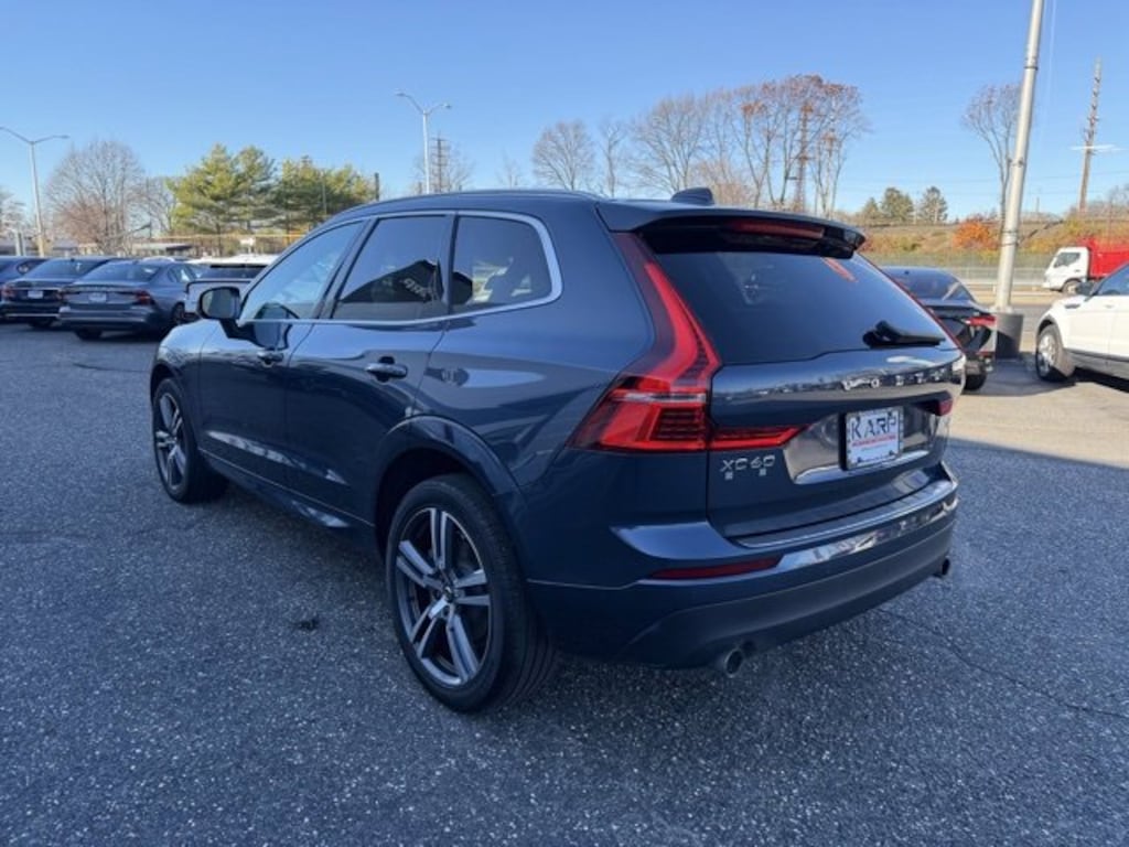 Used 2020 Volvo XC60 T6 Momentum SUV
