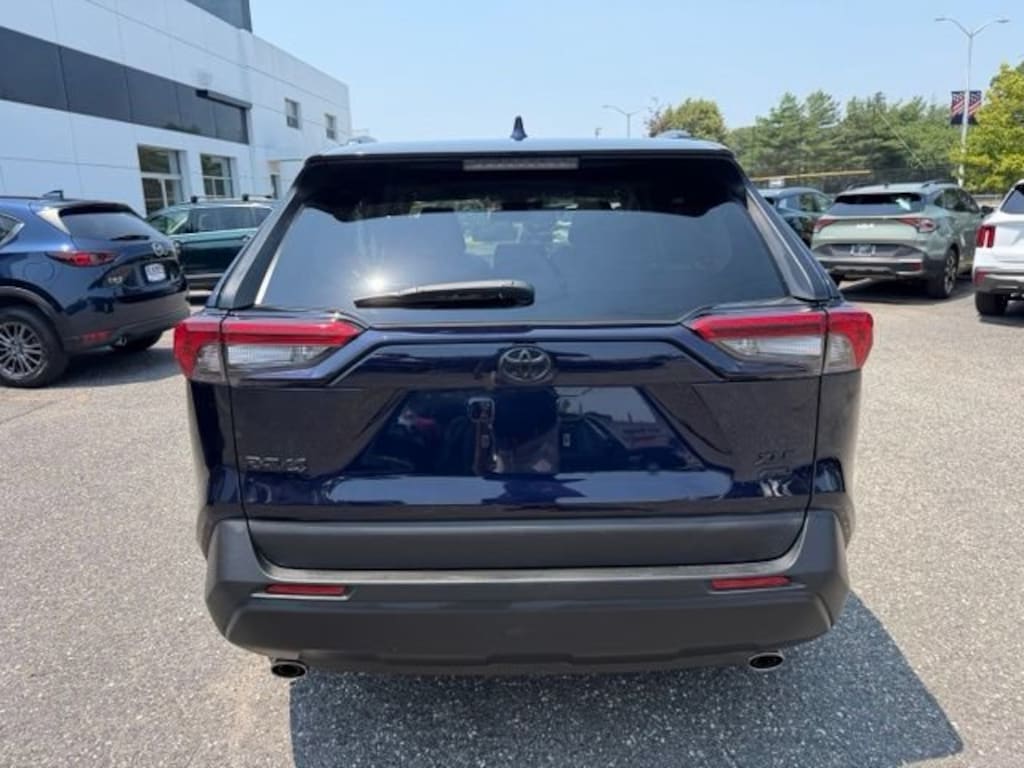 Used 2020 Toyota RAV4 XLE SUV
