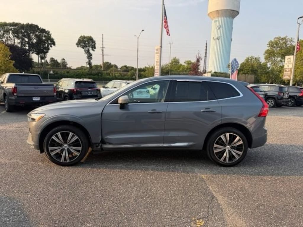 Certified 2022 Volvo XC60 B5 AWD Inscription SUV