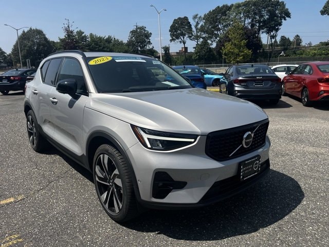 2023 Volvo XC40 Plus