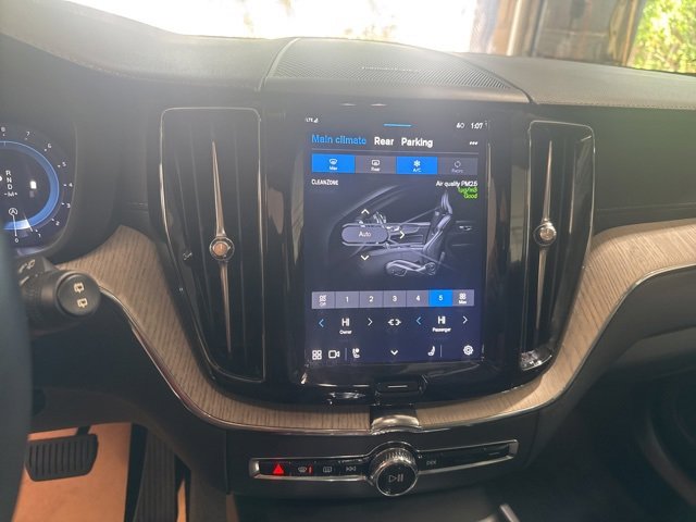 Certified 2022 Volvo XC60 Inscription with VIN YV4L12RLXN1051183 for sale in Rockville Centre, NY