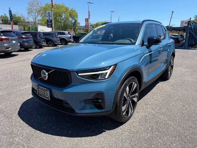 2024 Volvo XC40