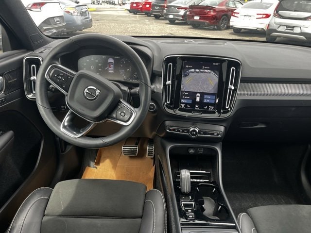 Certified 2022 Volvo XC40 R-Design with VIN YV4162UM4N2758024 for sale in Rockville Centre, NY