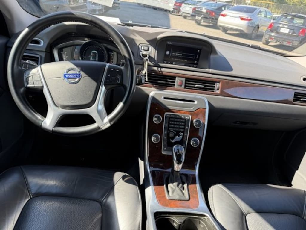 Used 2015 Volvo XC70 T6 Premier Plus Wagon