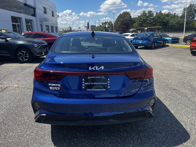 2023 Kia Forte LXS photo 4