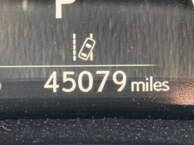 2019 Lexus NX 300 Luxury photo 3