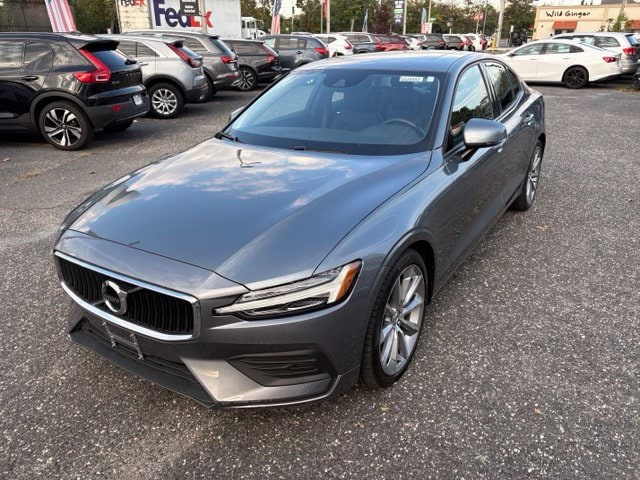 2020 Volvo S60 Momentum
