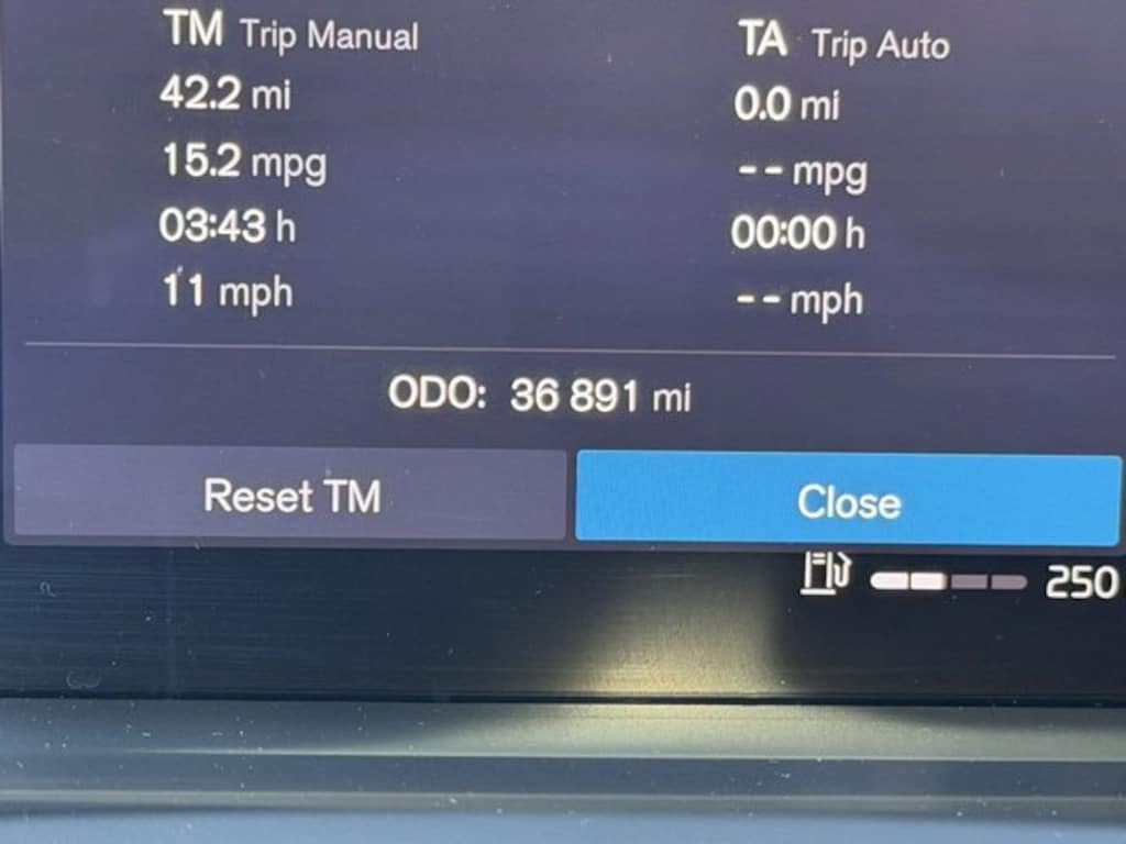 Used 2023 Volvo XC90 B5 AWD Plus SUV