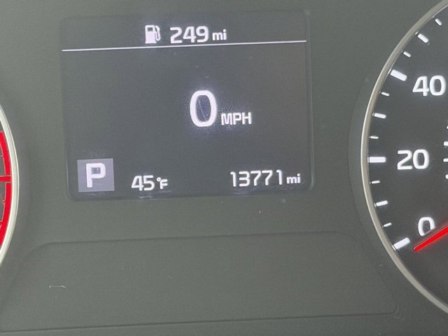 2023 Kia Seltos LX photo 3