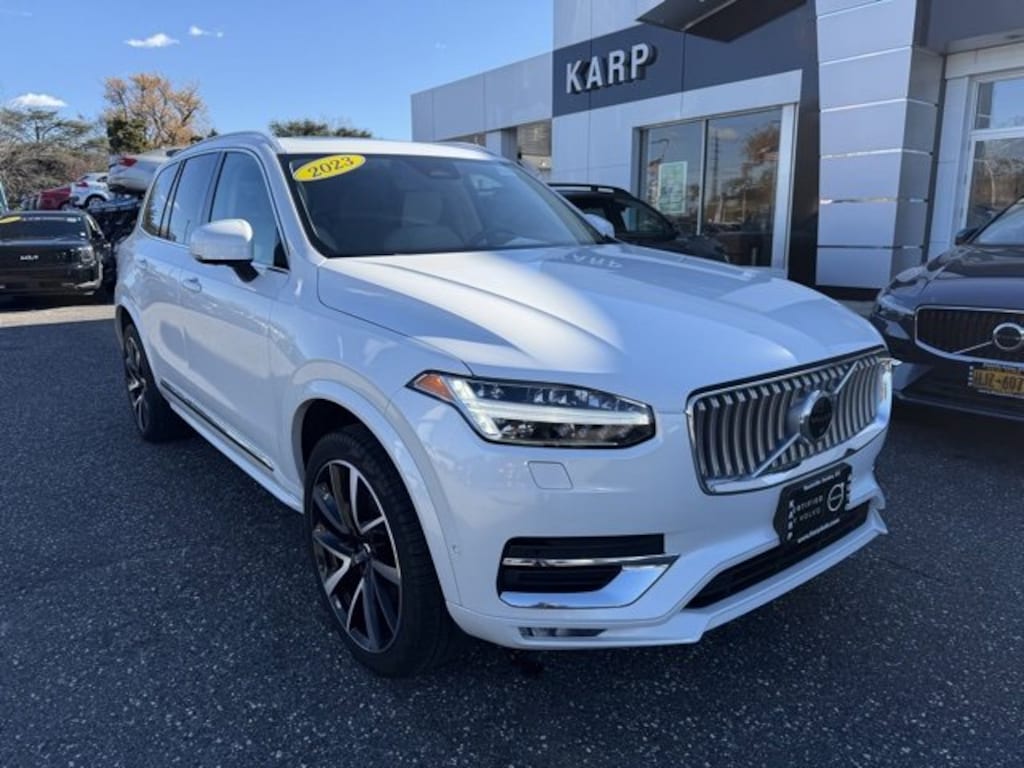 Used 2023 Volvo XC90 B5 AWD Plus SUV