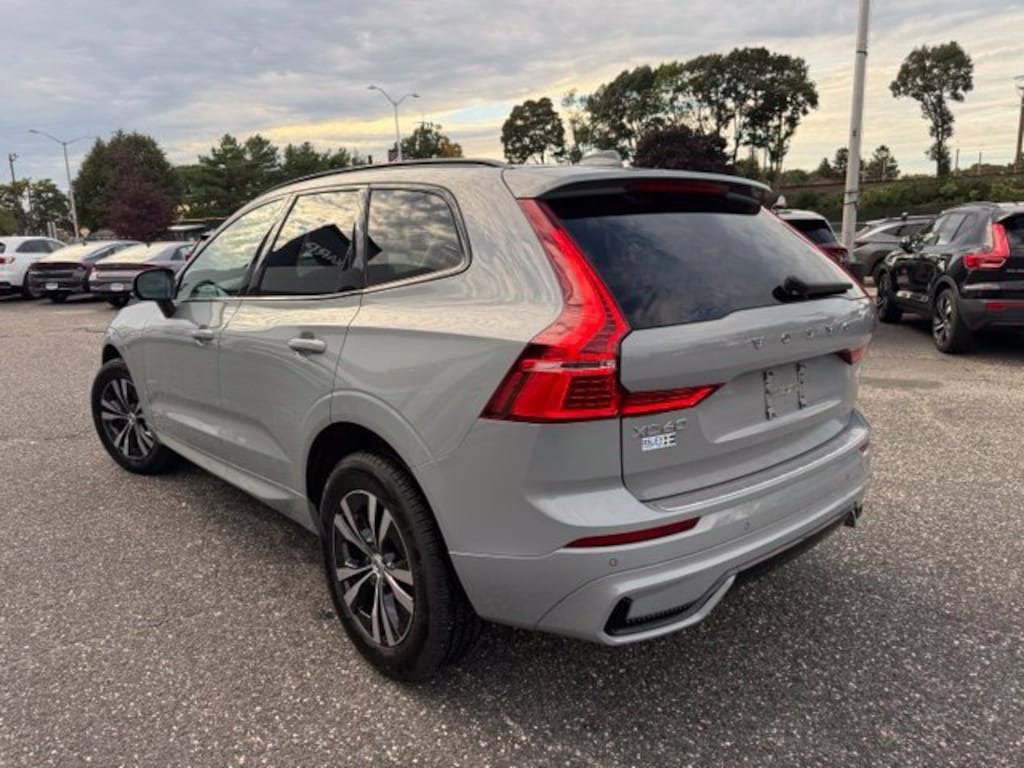 Used 2024 Volvo XC60 B5 Core Dark SUV