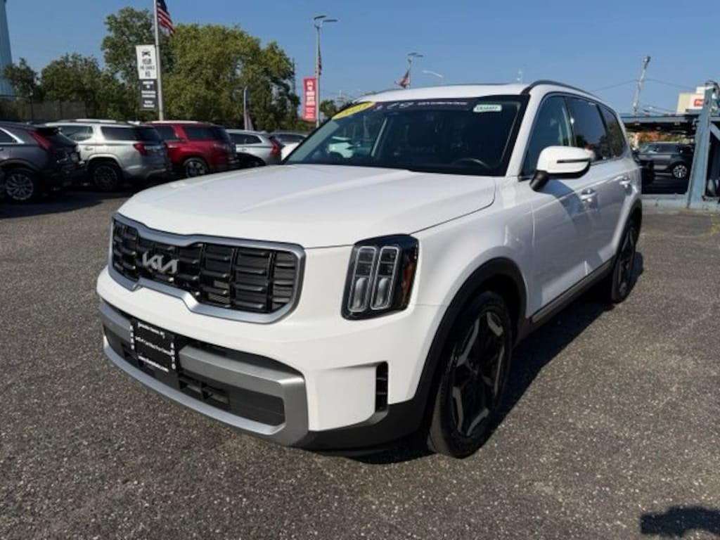 Used 2023 Kia Telluride S SUV