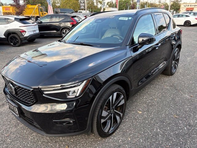 2024 Volvo XC40