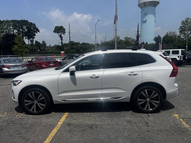 Used 2022 Volvo XC60 Inscription with VIN YV4L12RL0N1083964 for sale in Rockville Centre, NY