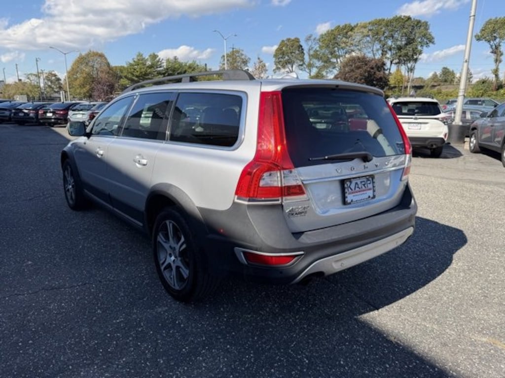 Used 2015 Volvo XC70 T6 Premier Plus Wagon