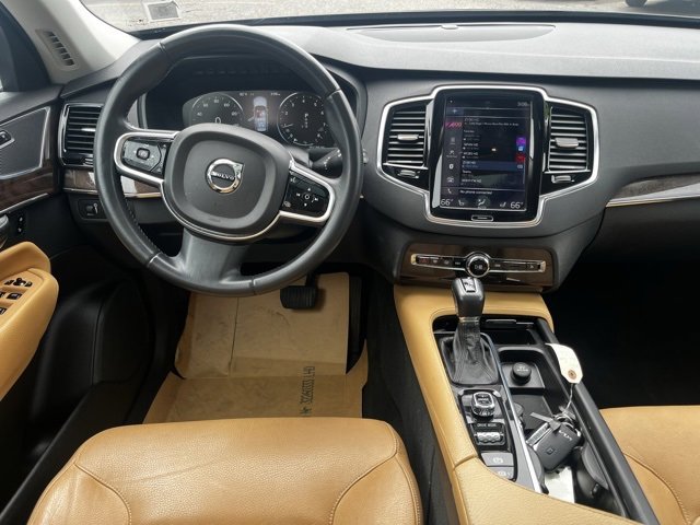 Used 2016 Volvo XC90 Momentum with VIN YV4A22PK0G1069323 for sale in Rockville Centre, NY