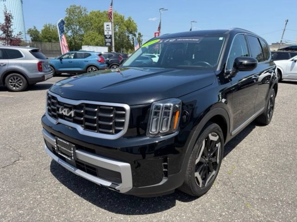 Certified 2023 Kia Telluride S SUV