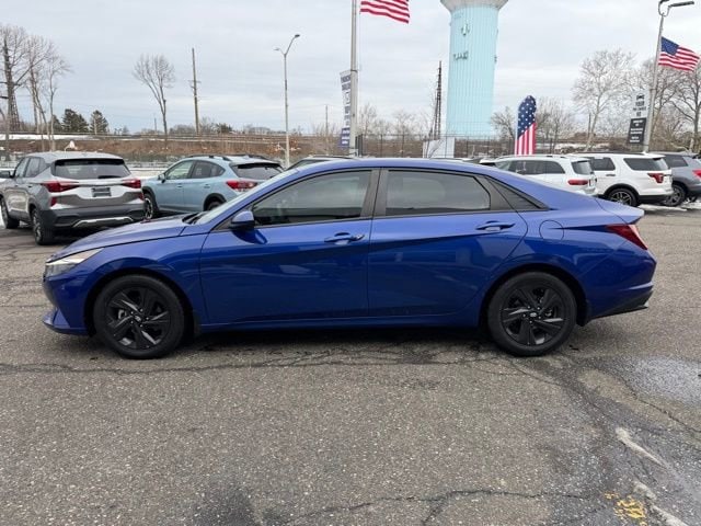 Certified 2022 Hyundai Elantra SEL with VIN 5NPLM4AG3NH066329 for sale in Rockville Centre, NY