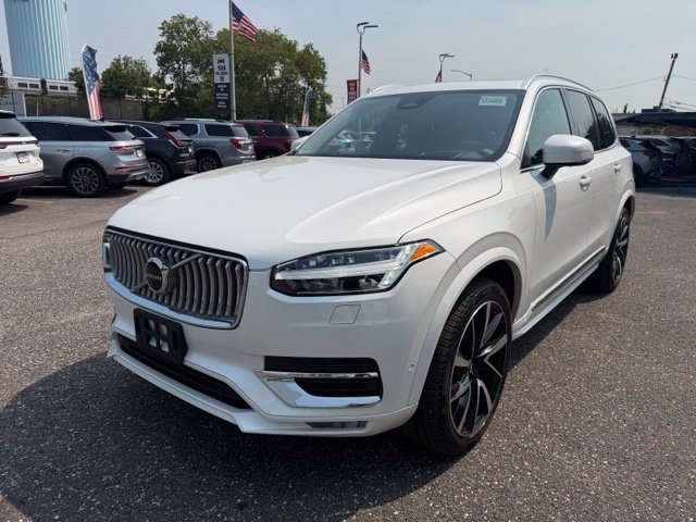 2023 Volvo XC90