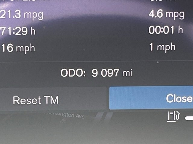 2025 Volvo XC60 B5 Plus photo 3