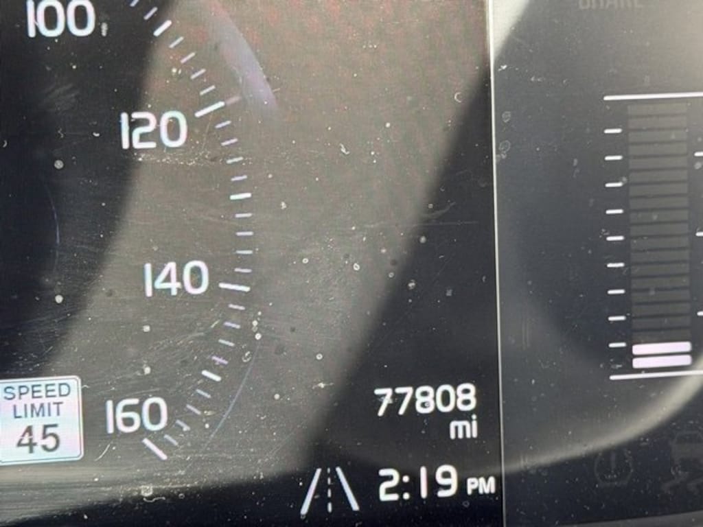 Used 2019 Volvo XC60 T5 Momentum SUV