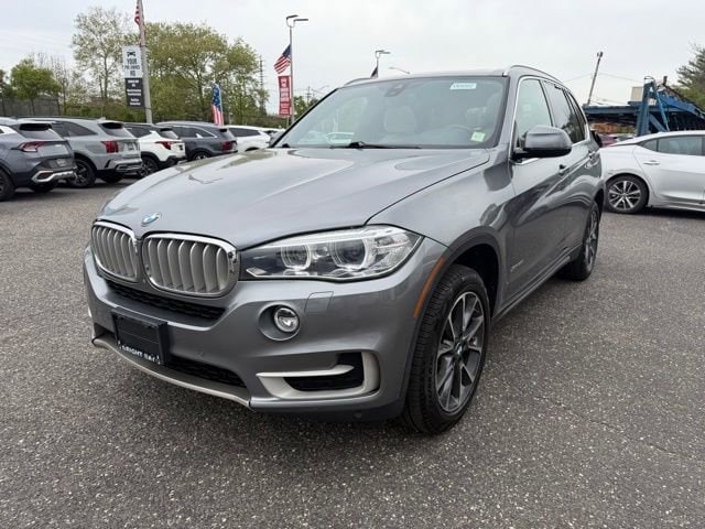 2017 BMW X5 xDrive35i's photo