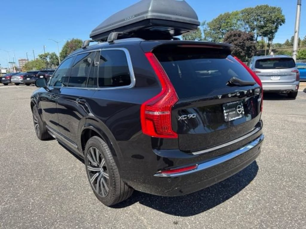 Used 2025 Volvo XC90 B5 Core SUV