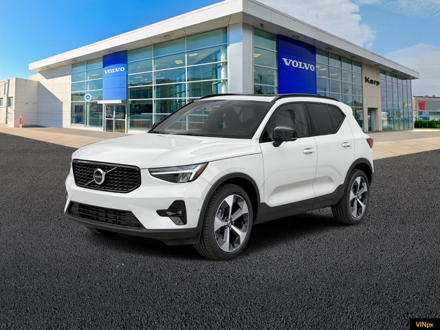 2026 Volvo XC40