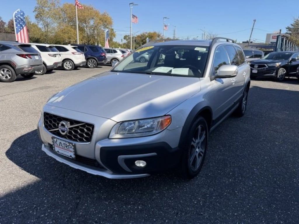 Used 2015 Volvo XC70 T6 Premier Plus Wagon