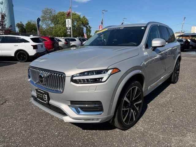 2024 Volvo XC90 SUV 