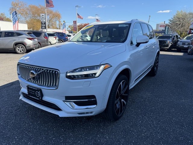 2023 Volvo XC90 SUV 