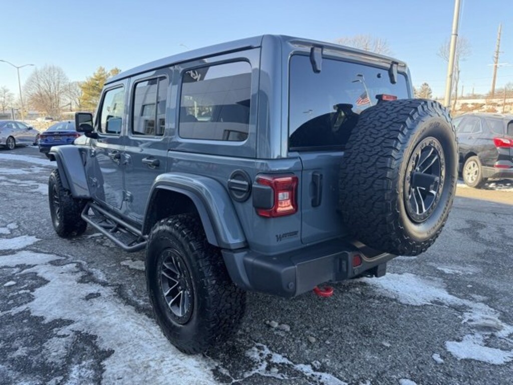 Used 2024 Jeep Wrangler Rubicon Convertible